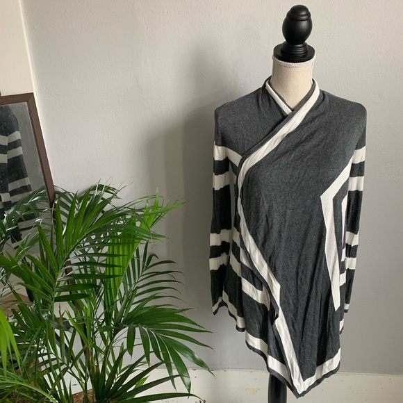 INC | Classy Flowy Grey & White Cardigan #00017 - Picture 3 of 7